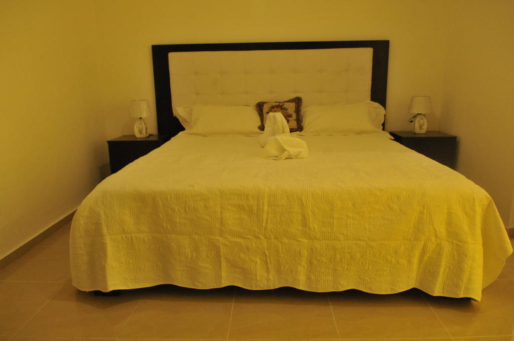 Hostal San Francisco De Asis 산토도밍고 외부 사진