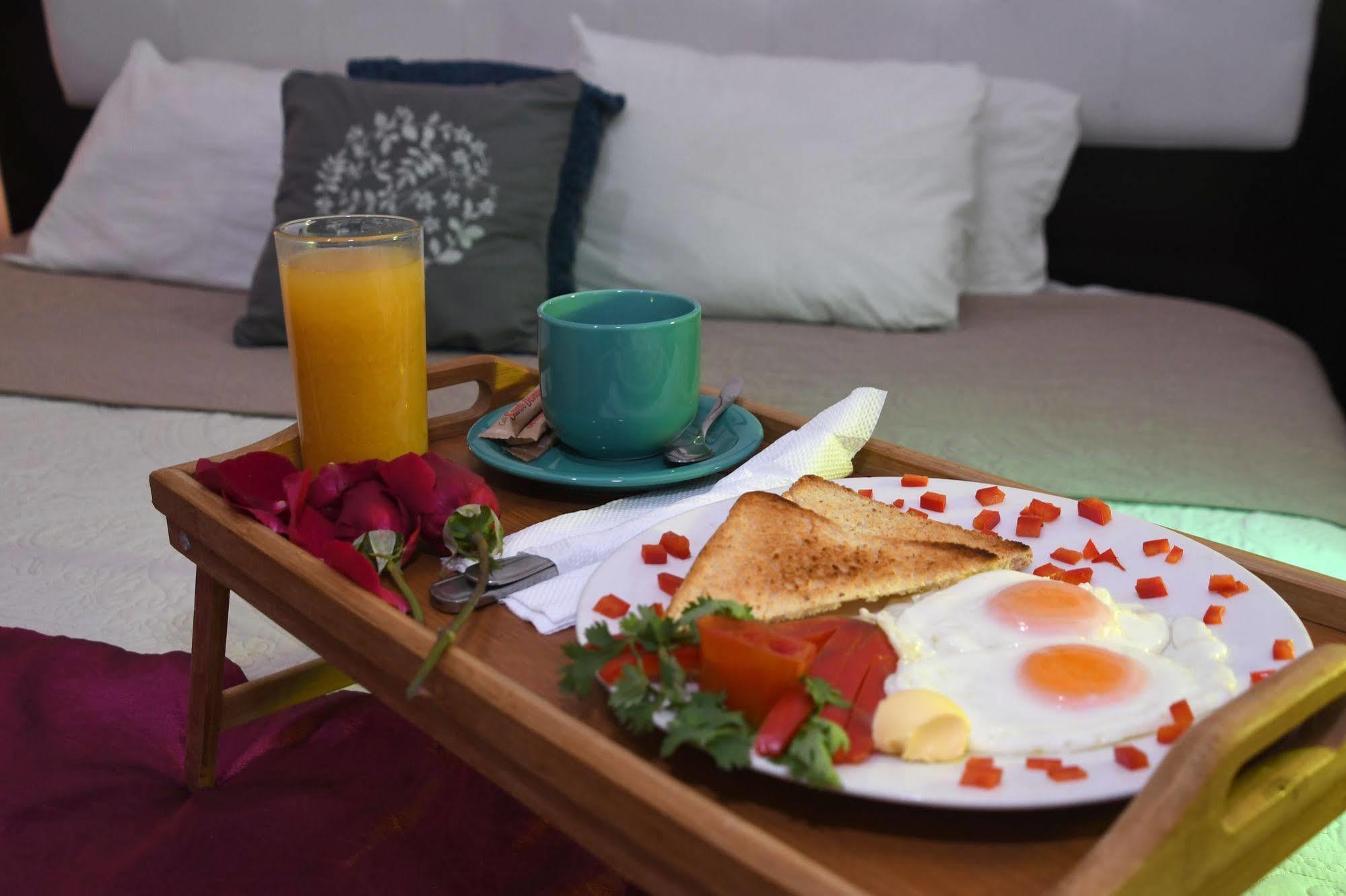 Hostal San Francisco De Asis 산토도밍고 외부 사진