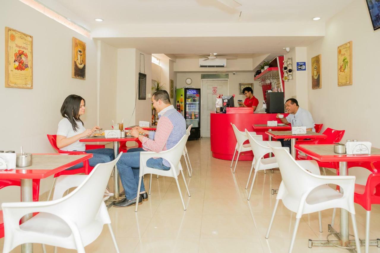 Hostal San Francisco De Asis 산토도밍고 외부 사진